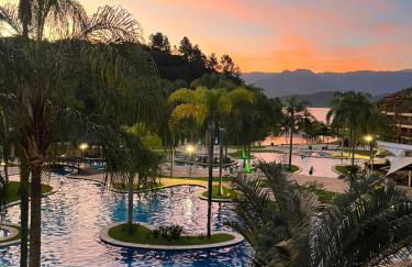 Studio Costa Bella em Angra - Condomínio Completo com Piscina, Bar Molhado e Acesso à Marina - Foto 1