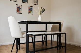 Stylish Wembley Home with Hot Tub, Parking & Garden - Foto 22