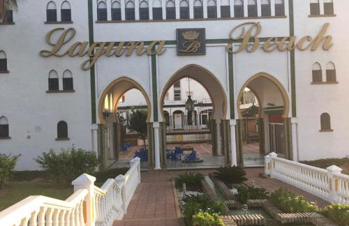 Apto. Urbanización Laguna Beach, 1ª línea de playa - Photo 6