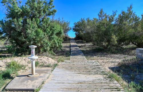 AT Almirall I - Photo 18