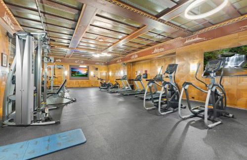 2BR Downtown Gem with Arcade games! - Sleeps 7 - Near Convention Center - Stadium - Photo 28