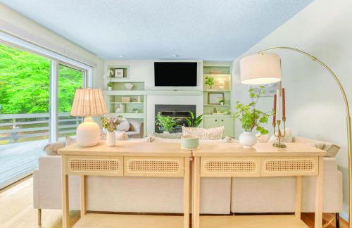 7 Bdrm, Pickleball, Bball, HotTub, FirePit, Golf! - Foto 14