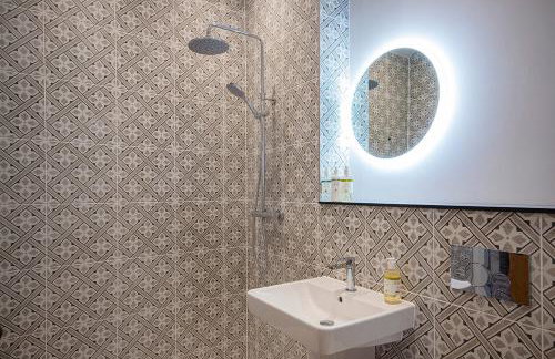 Middle Barn at Cusgarne Manor, adults only - Photo 12