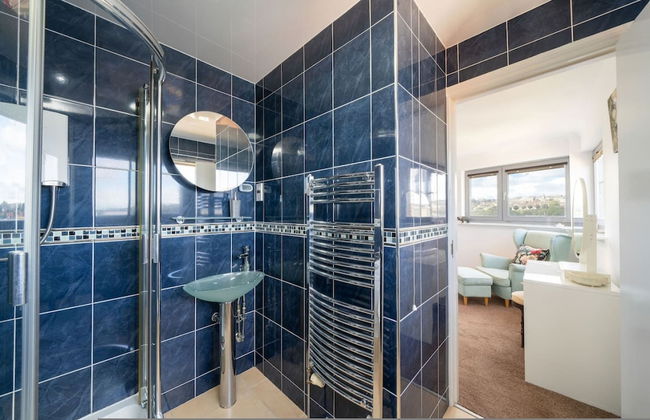 Twin Bridges - Quayside Penthouse - Photo 21