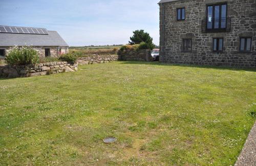 Sennen Cove, The Hedgerows, near 14 beaches, - Photo 19
