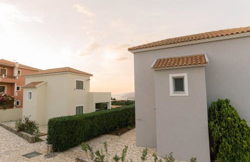 Vasilopoulos Residences - Villa Anthia with jaccuzzi & Villa Emelia with shared pool - Foto 13