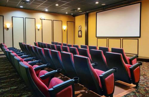 6Br 6Bath Pvt Home Pool 10min Disney 3282ft - Foto 35