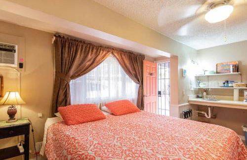 Your Perfect Home Charming 2BR2BA Apartment with Full Kitchen WD & AC - Photo 26