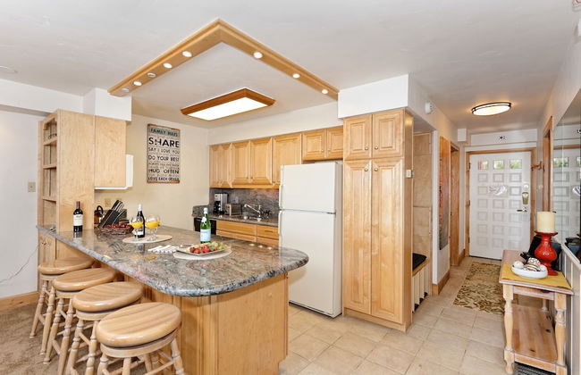 The Crestwood Condominiums - Foto 45