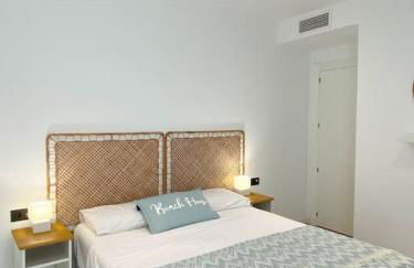 Cosy Beach Apartment - Photo 14