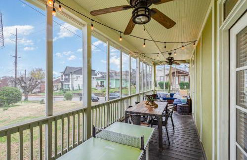 Rhythm & Rest Group Stay with Grill & Cozy Fireplace - Foto 4