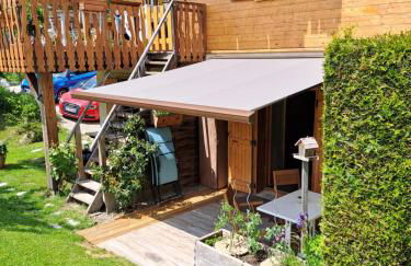 A4 km de Megève très joli studio avec jacuzzi ,vue sur les montagnes au calme - Foto 11