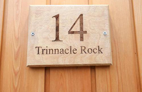 Dovestone Secluded Luxury Lodges sleeps 6 - pets welcome - Foto 3