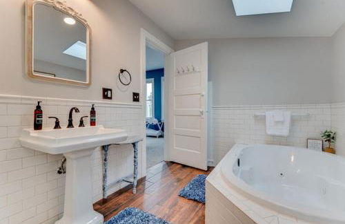 The Guest House - Photo 28