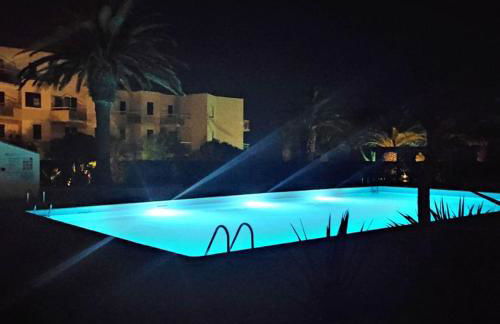 LES CAPITELLES 5 - Accès direct à la plage depuis le jardin - T2 avec cabine - 6 pers - jardin - Piscine - parking - Photo 8