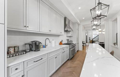 Stately DC Rowhome Spacious 7BR & 4BA #DCottage - Foto 17