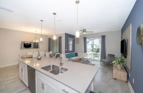 4964RS TOWNHOUSE 4 BEDROOMS & 3 BATHROOMS + POOL - Foto 9