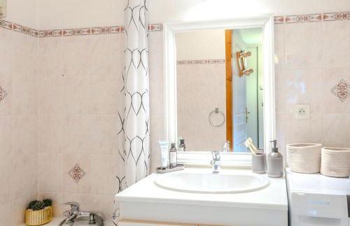 Slow Chalet Thônes lake & mountain 15 min to ski lift balcony parking - Foto 5