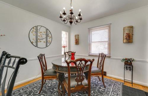 Walk to Detroit Zoo Home with Sunroom and Patio! - Foto 7