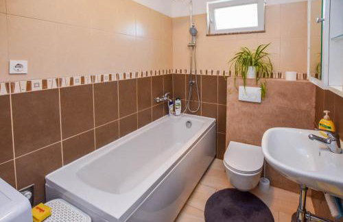 Kuća za odmor Lucija - Foto 38