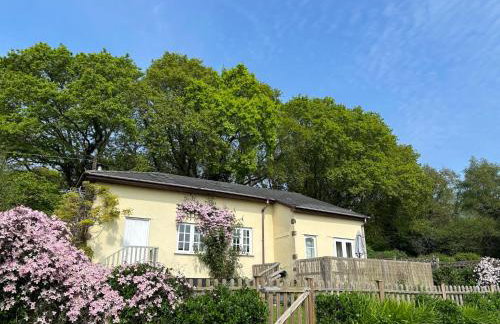 Oak Tree Cottage - Photo 38