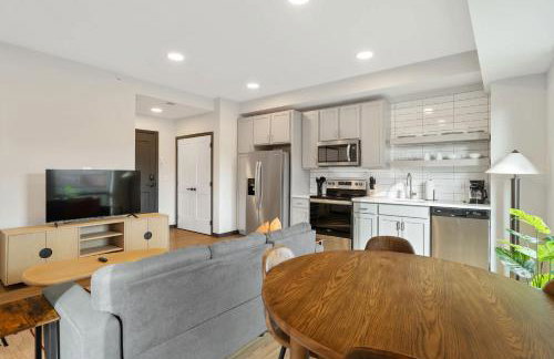 CozySuites Mass with parking lounge & roof deck #32 - Foto 3