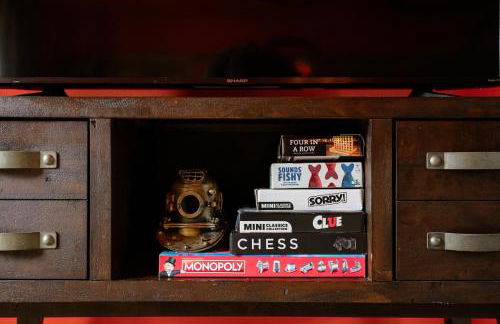 The Captain's Landing - 4 bedroom - 2 bathroom - Outdoor soaking tub - Adventure home - Foto 43