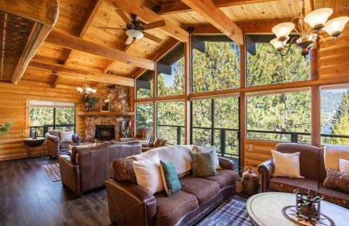 Ultimate Lakeview Lodge and ON THE LAKE! with a Hot-Tub! - Foto 10