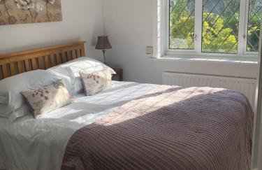 Ramblers, Burley, New Forest - Photo 12