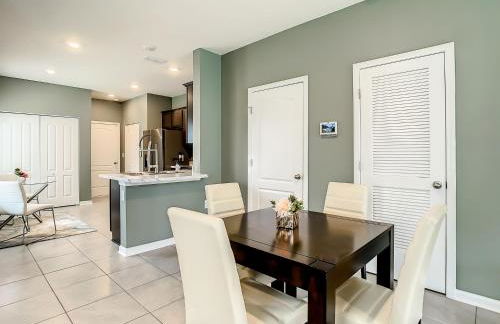 Jax's Perfect Getaway! - Photo 4