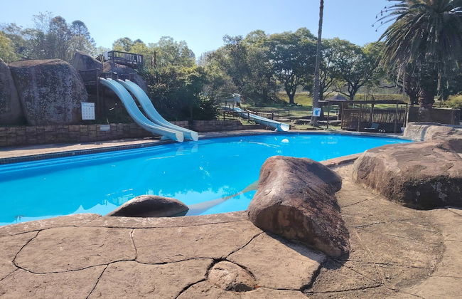 Natal Spa Hot Springs Self Catering - Photo 46