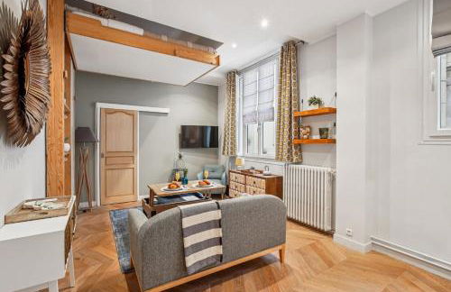 Eiffel Tower & Champs-Elysees - Paris Vacation Rentals - Foto 10