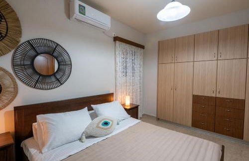 The Mirror House - Photo 6