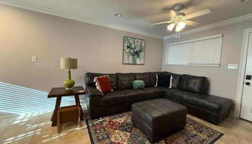2 bedroom private apt & laundry - Foto 4