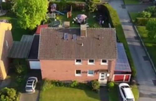 Ferienwohnung Für Gäste mit Niveau,Monteurewohnung mit 3 separaten Schlafzimmern,Parkplatz für Großes Fahrzeug vorhanden 8,5m lang - Foto 24