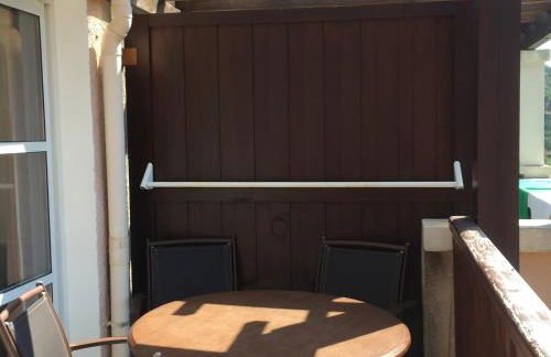 Cap Esterel 2 pièces Climatisé 4-5pers Piscines Parking Draps Wifi - Foto 3