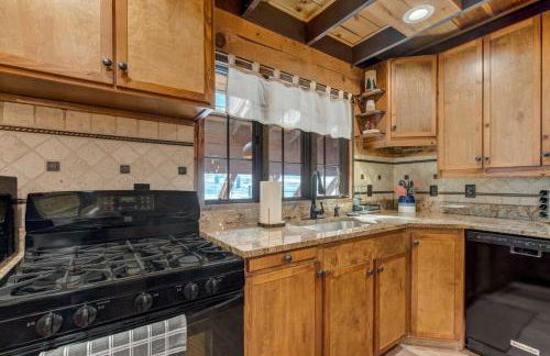 Moose Tracks Cabin - Hot Tub BBQ Billiards Groups - Foto 19