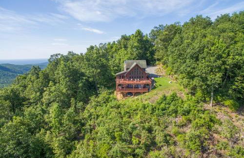 Above the Clouds Log Cabin, Hot Tub & Views! - Photo 38
