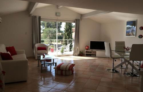 Le petit cassis vue mer appartement 70m2 piscine - Photo 13
