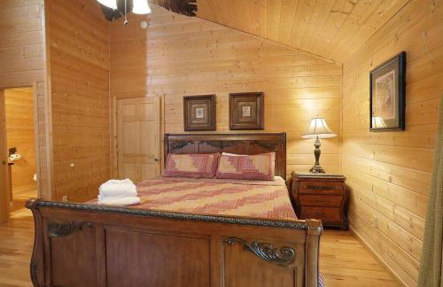 Red Roof-Cozy Cabin with Great Views, Hot Tub and near Bryson City - Foto 15