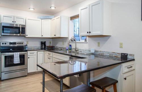 Minutes to Ft Wainwright - Photo 9