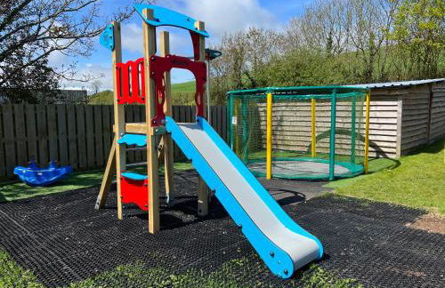 Malt-Barn Conversion, with access to Pool & Hot Tub-at Fox Valley Cottages - Foto 26