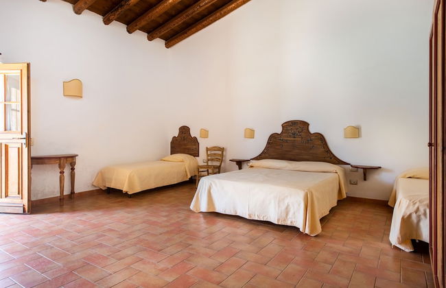 Maragani Beach Rooms & Breakfast - Photo 8