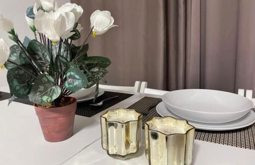 Piso Grande Amplio para grandes grupos 4 Dormitorios 2 baños,Asc 4AC y WIFI - Photo 3