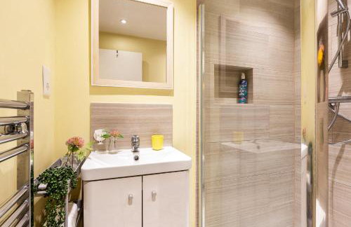 Charming One Bedroom Flat in Rotherhithe - Foto 16