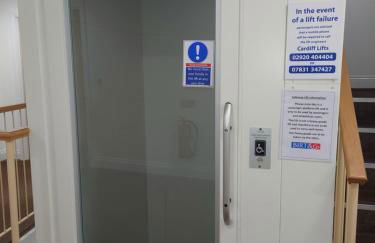 Stylish flat in central Tenby & free parking - Photo 16