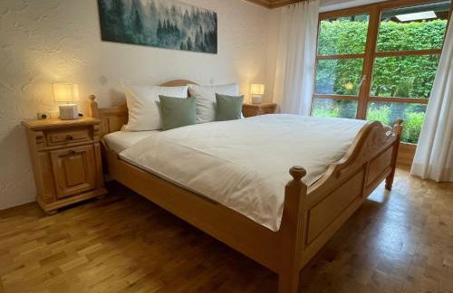 Ferienwohnungen Alpentraum - Tiefengrün und Tiefenblau - Photo 8