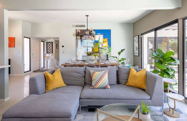 Lux Desert Retreat 4BR Pool Spa Stunning Views - Photo 16