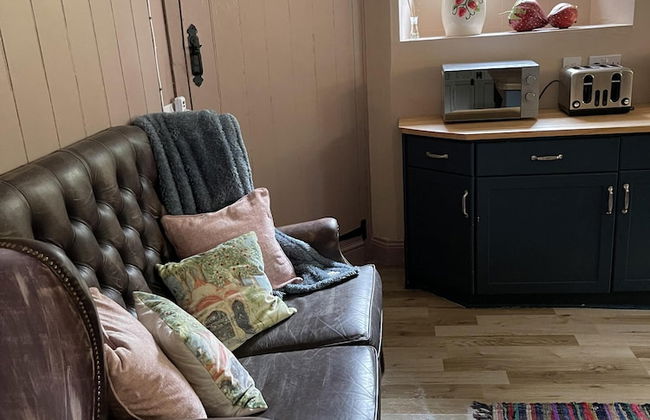 Stunning 2-bedroomed Cottage - Foto 24