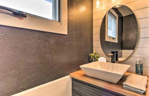 Sleek Great Falls Retreat - Foto 14